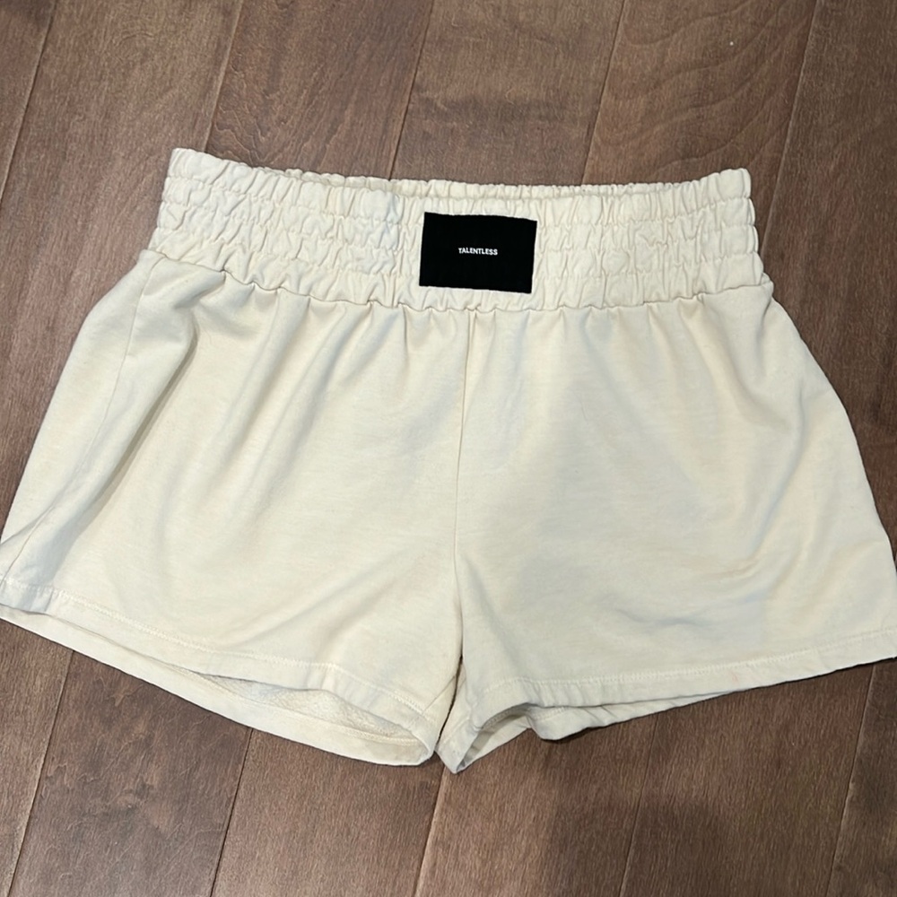 TALENTLESS WOMANS BOXER SHORTS size Large